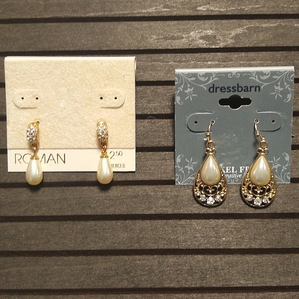 Pearl jewelry earrings